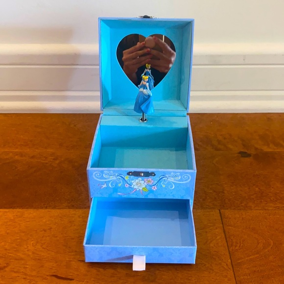 Disney Other - Cinderella jewelry box with mirror